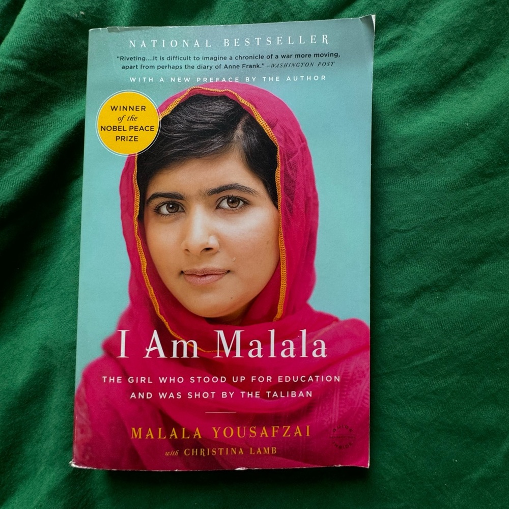 🎁 FREE with a purchase over $60 I Am Malala Book